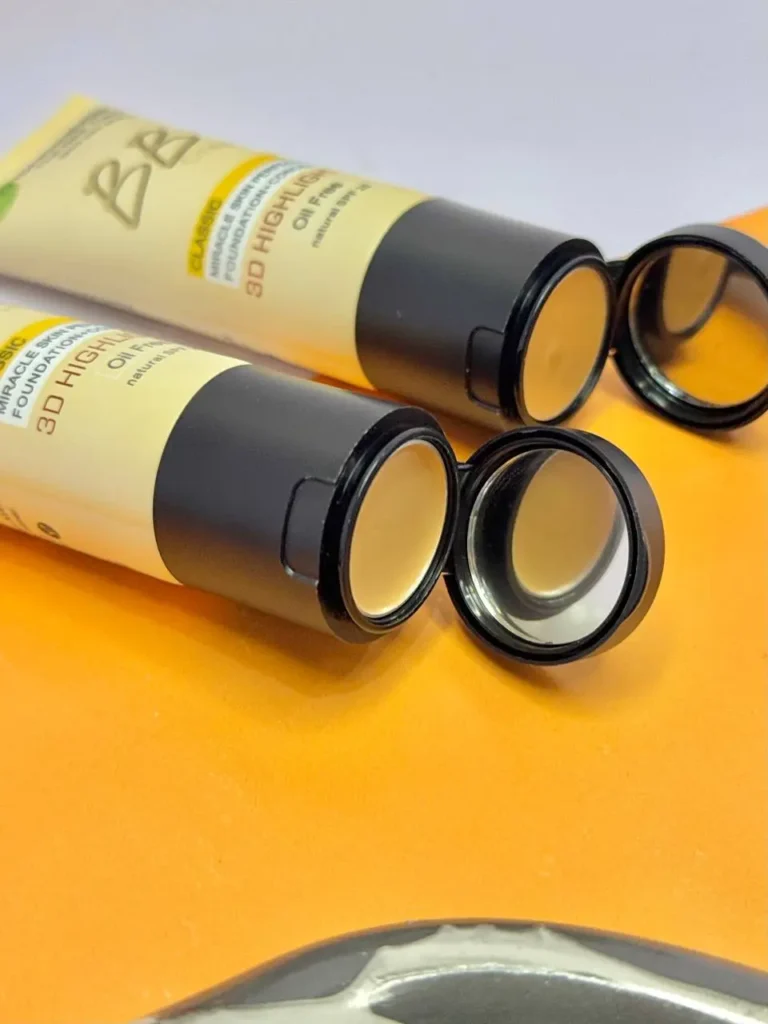 بی بی کرم گارنیر بدون روغن کانسیلر دار حاوی ضد آفتاب با SPF25 طلایی