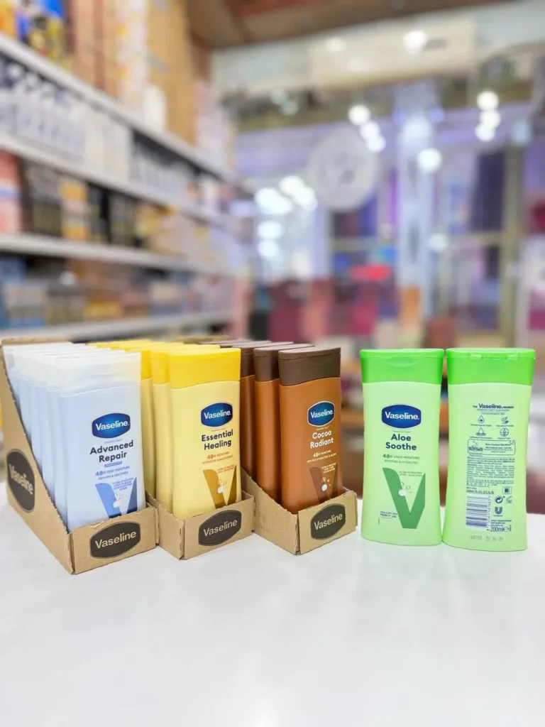 عکس لوسیون وازلین اصل در چهر رنگ عکس لوسیون وازلین اصل در چهر رنگ