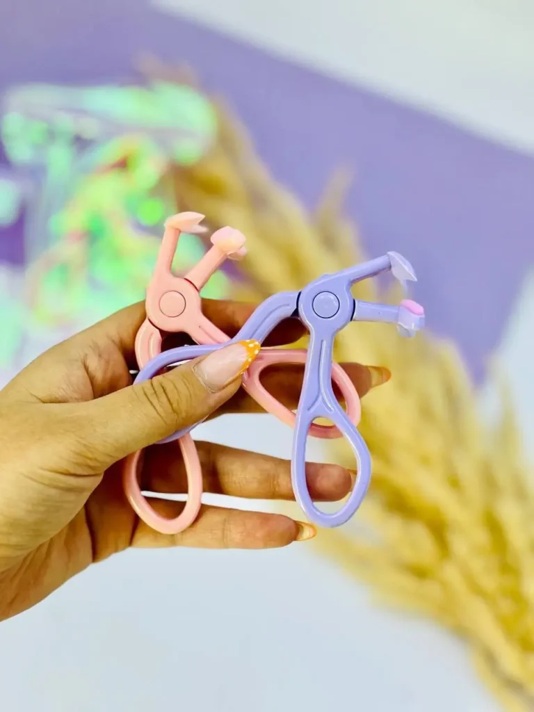 انبر گذاشتن مژه